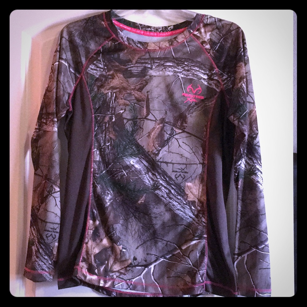 Real tree camo long sleeve shirt